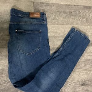 H&M Skinny Jeans Size 22